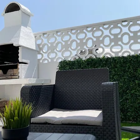 Apartamento Con Parking Y Terraza Con Barbacoa Foz Exterior photo